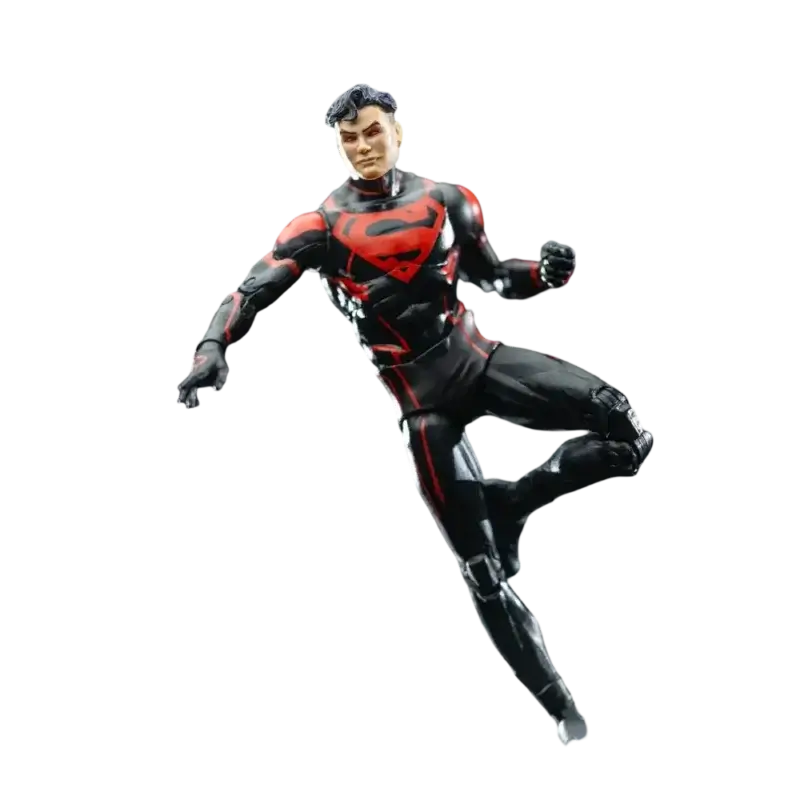 Figurina Superboy Platinum McFarlane în poziție de acțiune, cu costum negru și roșu